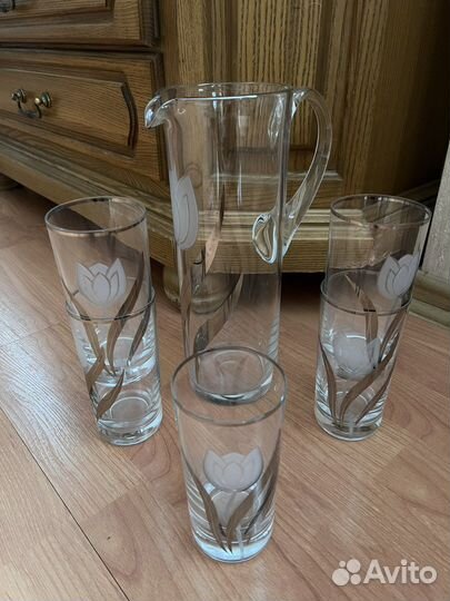 Набор кувшин и стаканы