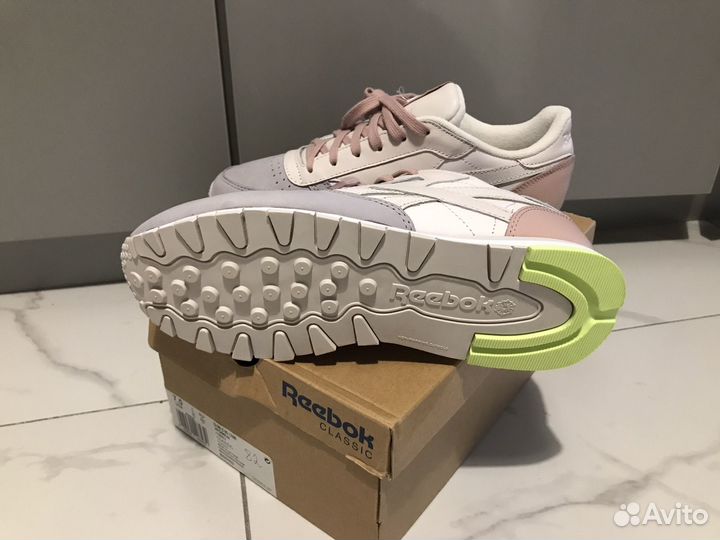Кроссовки оригинал reebok classic 38