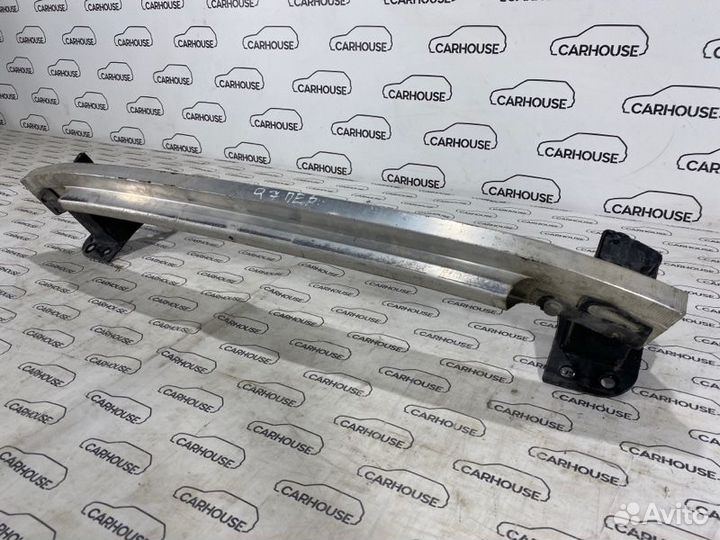 Усилитель переднего бампера передний Audi Q7