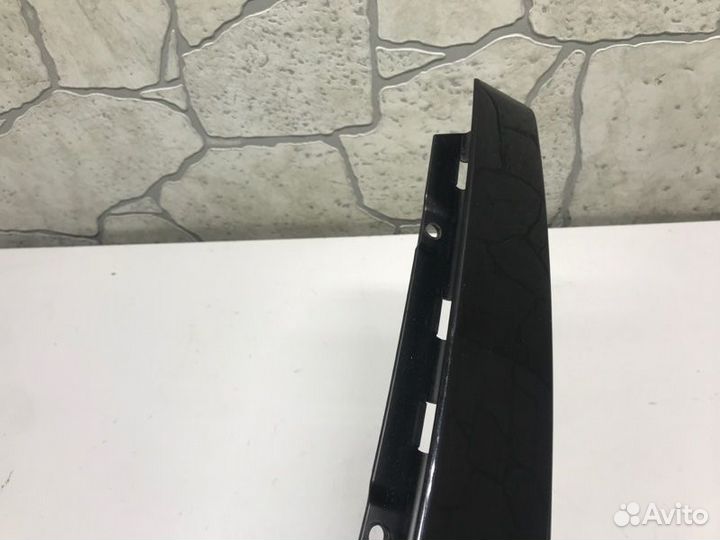 Декоративная накладка передняя левая Audi A8 D4