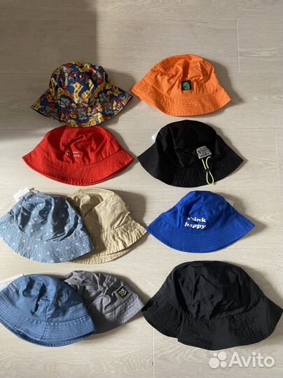 Панамки и бейсболки, плавки