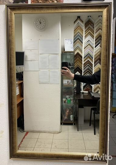 Зеркало в багете 100х60 см для интерьера настенное