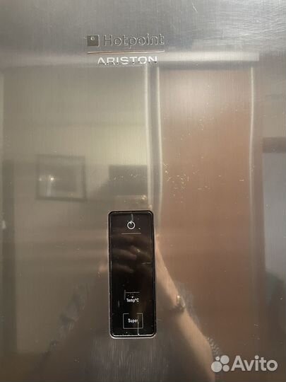 Холодильник бу Hotpoint ariston