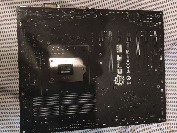 Материнская плата