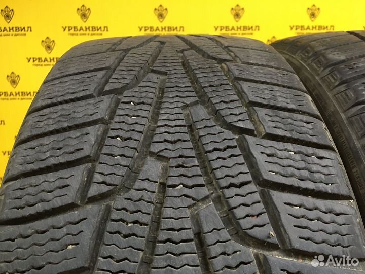 Kumho I'Zen KW31 215/45 R17 91R