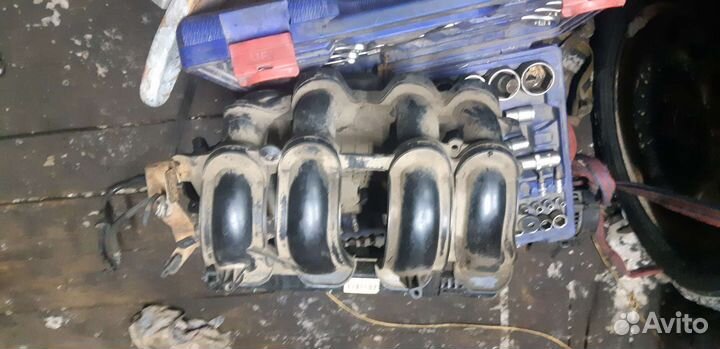Впускной коллектор ford focus 2 1.6 115лс