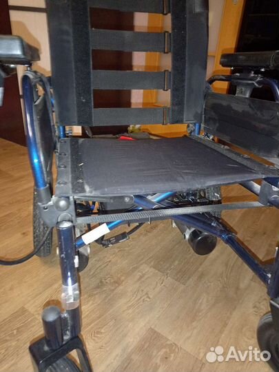 Инвалидная коляска с электроприводом