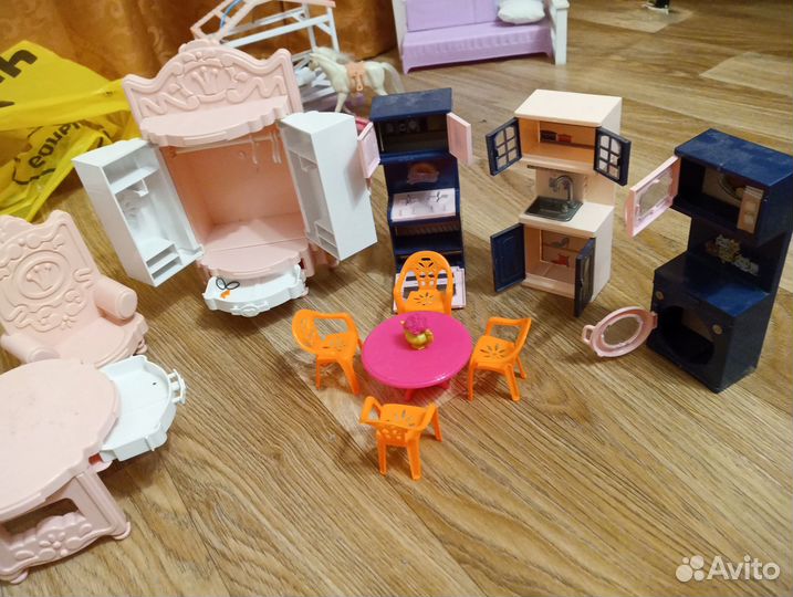 Мебель для кукольного домика барби