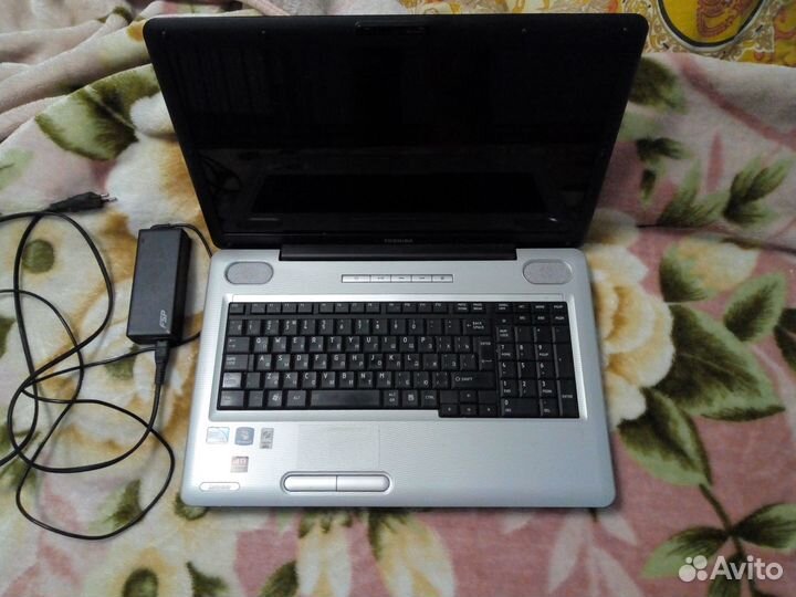 Ноутбук Toshiba satellite L550-179