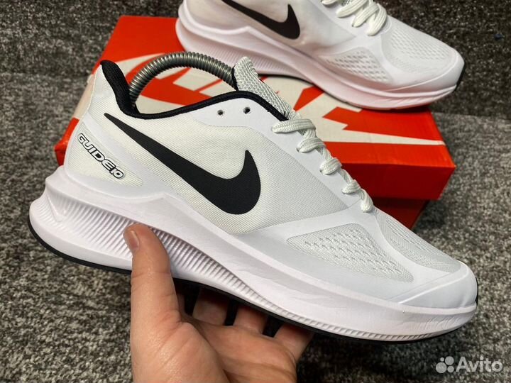 Кроссовки База поставщиков