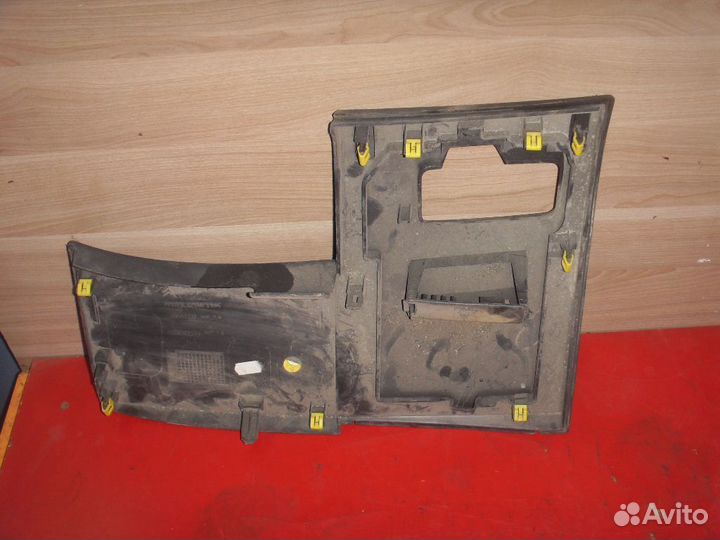 Накладка торпедо 9688988577 Citroen C4 II (B7)