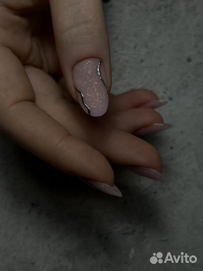 Мастер маникюра