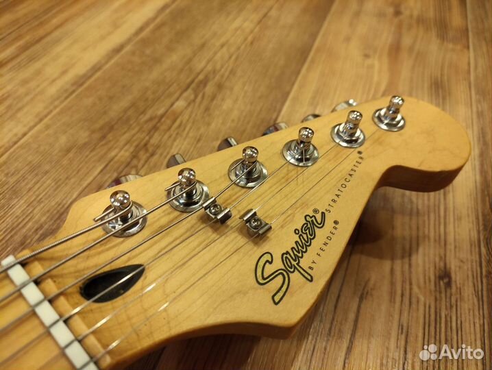 Squier Stratocaster (Crafted in Korea, 1997 год)