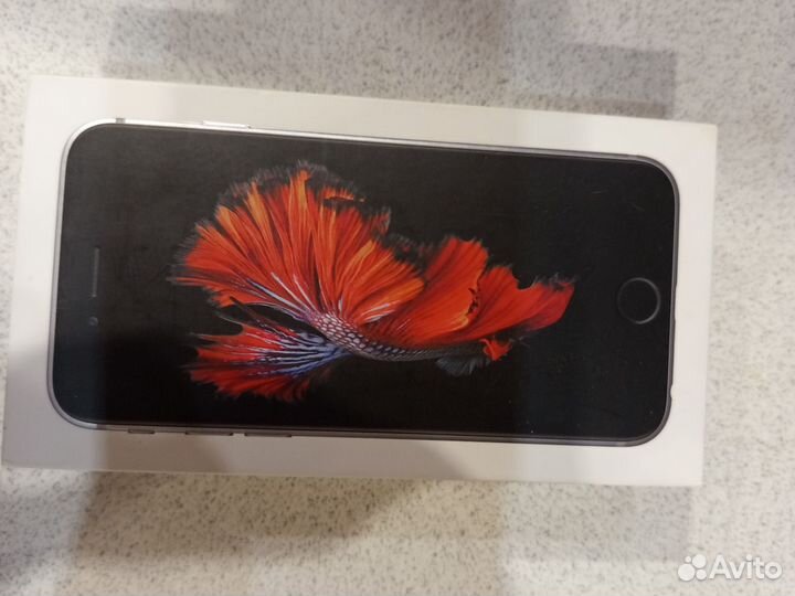 iPhone 6S, 32 ГБ