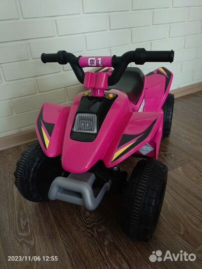 Детский квадроцикл на аккумуляторе