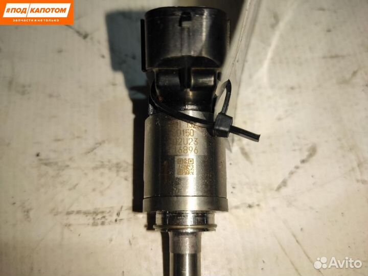 Форсунка топливная Mazda 3 BM рест. 2016 PY0113250