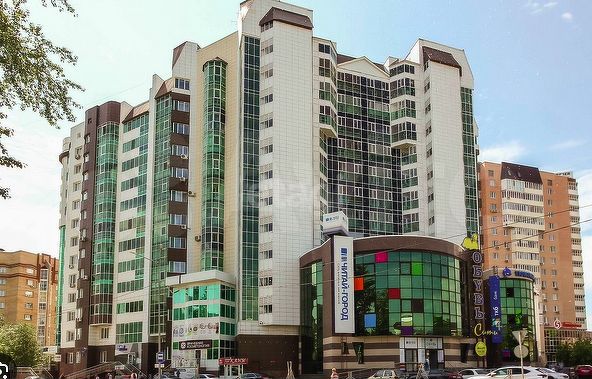 Продам торговое помещение, 210 м²