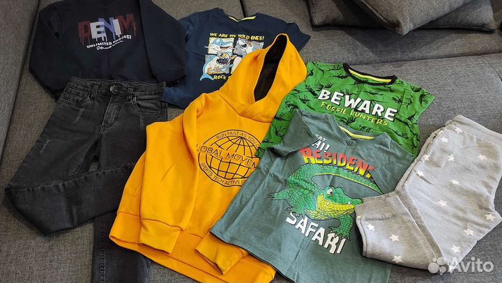 Одежда для мальчика пакетом 122р
