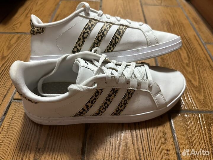 Кроссовки женские adidas размер 40