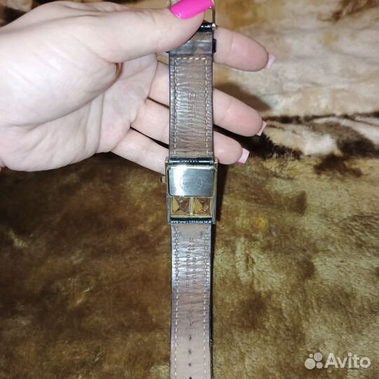 Часы chanel женские