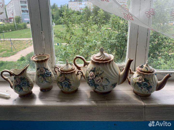 Набор фарфоровой посуды