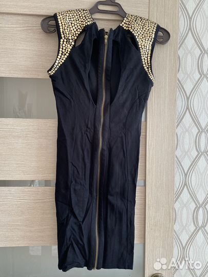 Платье вечернее