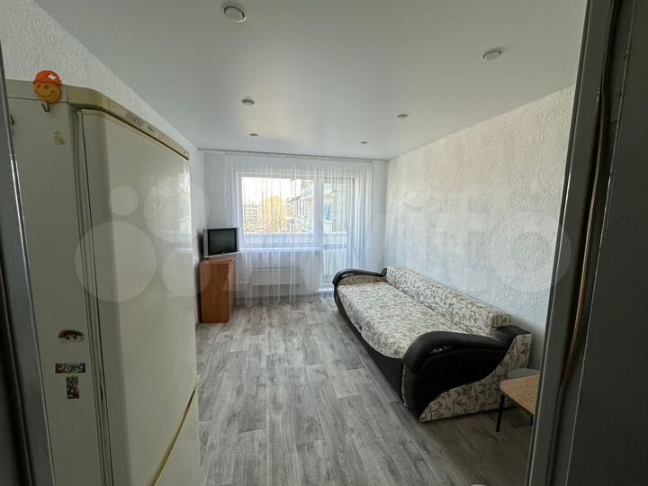 Комната 13 м² в 4-к., 5/5 эт.