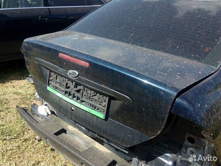 Крышка багажника Ford Focus 1