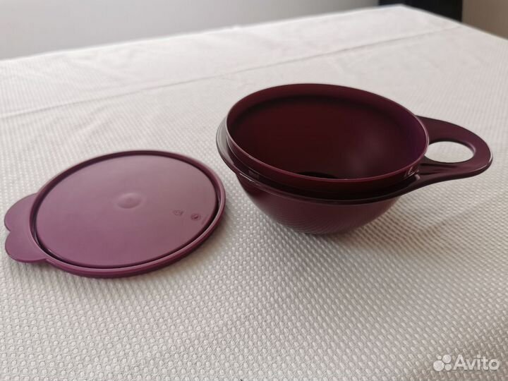 Контейнер новый с герметичной крышкой Тапервер