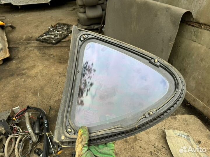 Форточка двери задняя правая Chevrolet Rezzo 1