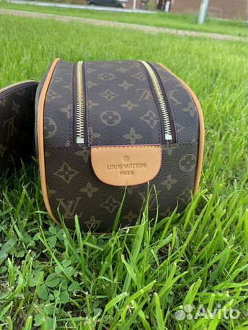 Женская косметичка Louis Vuitton