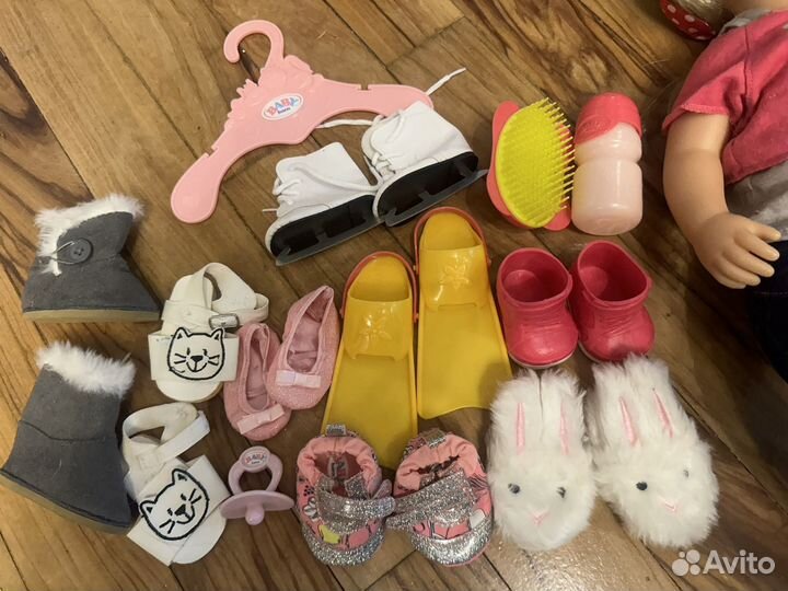 Кукла Baby born sister и много одежды