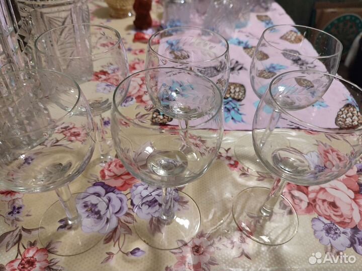 Хрустальные бокалы