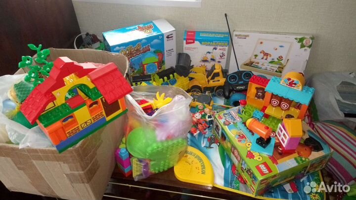 Развивающие игрушки пакетом