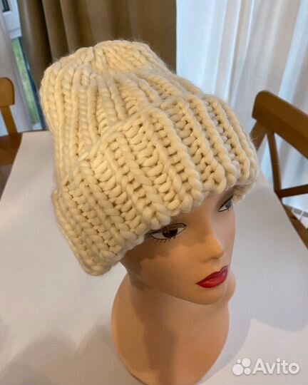 Шапка женская из перуанской шерсти 56-58