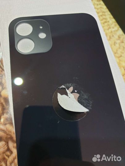 Заднее стекло на iPhone 12