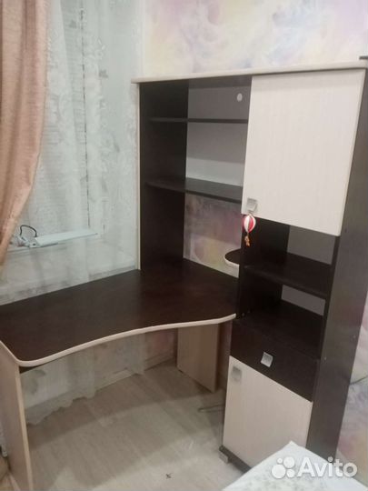 Компьютерный, письменный стол