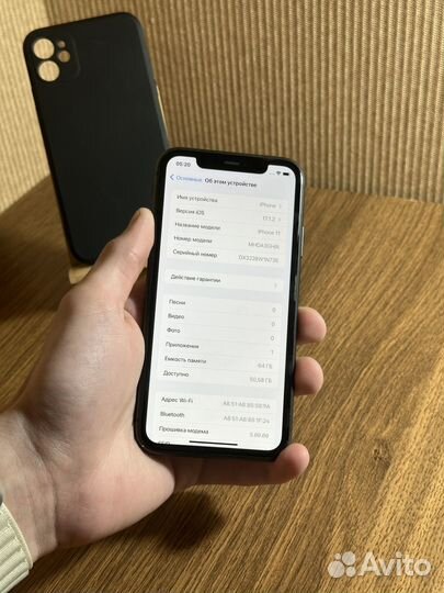 iPhone 11, 64 ГБ