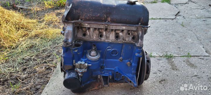 Двигатель 2106