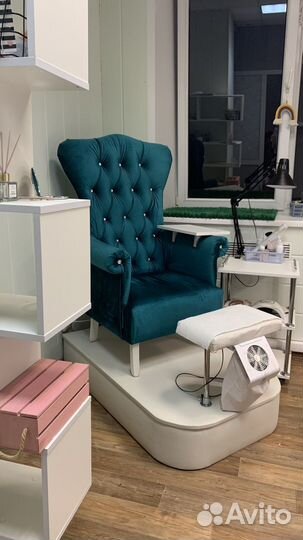 Педикюрное кресло
