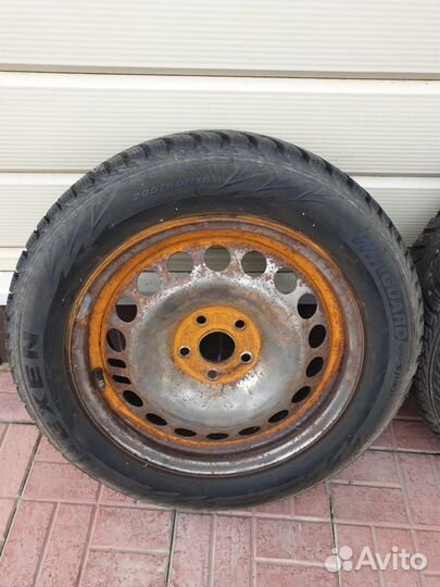 Колеса на Mercedes Nexen Winguard 205/60 R16