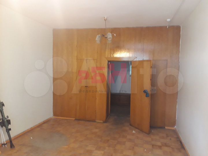 База, с арендаторами, 8832 кв.м