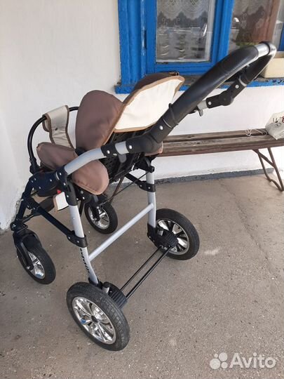 Коляска Зима-Лето новая