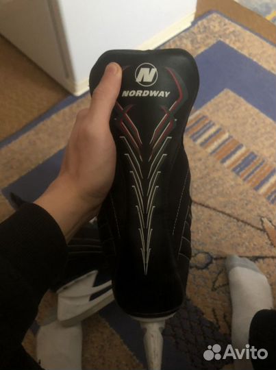 Коньки хоккейные 45 размер