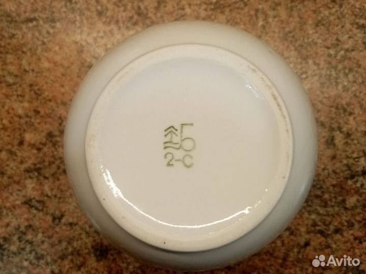 Заварочный чайник и сахарница