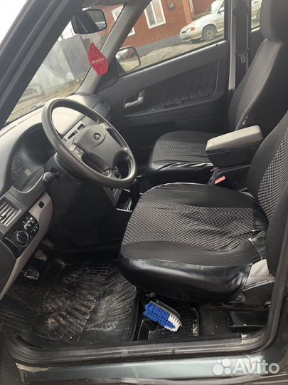 LADA Priora 1.6 МТ, 2008, битый, 300 000 км
