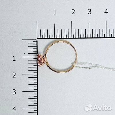 Золотое кольцо с фианитом 16р