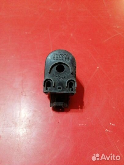 Зуммер центрального замка Toyota