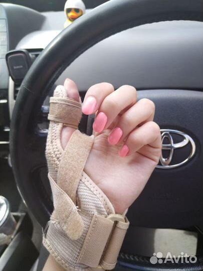 Ортез на большой палец руки