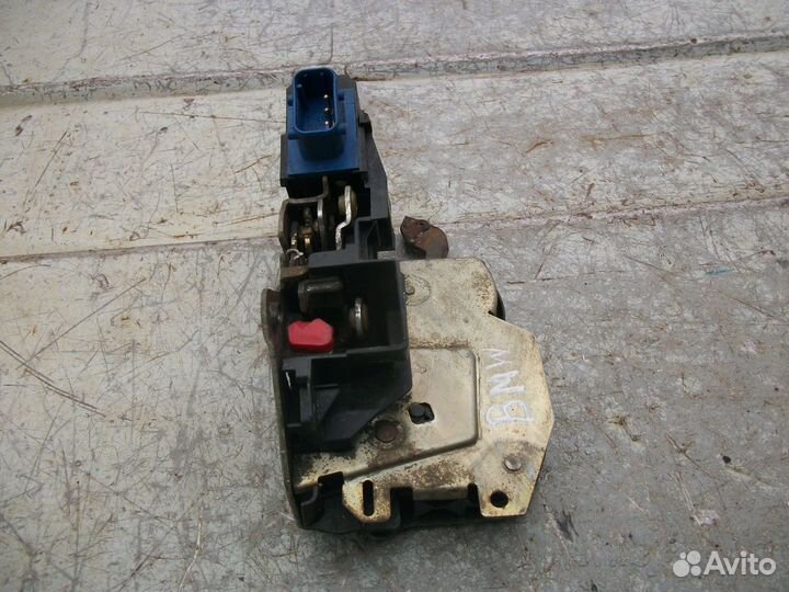 Замок задний левый Бмв е36